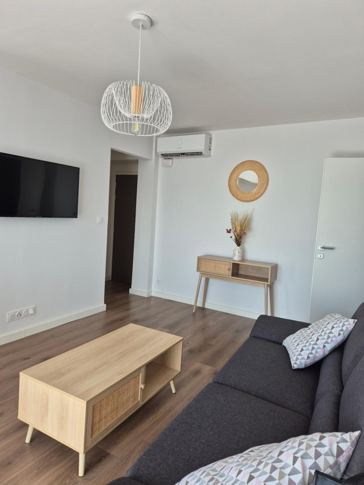 Vista Mare Apartment อฌักซิโอ้ ภายนอก รูปภาพ
